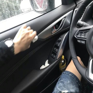 掀起衣服含着奶头揉捏视频
